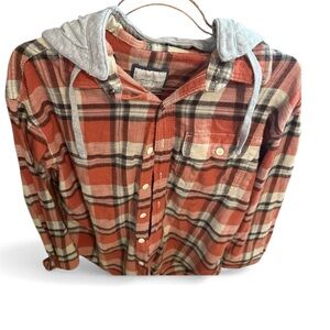 American Eagle Red Plaid Hoodie Shirt